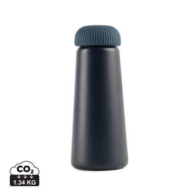 Picture of VINGA ERIE RCS STEEL VACUUM BOTTLE 450ML in Blue.