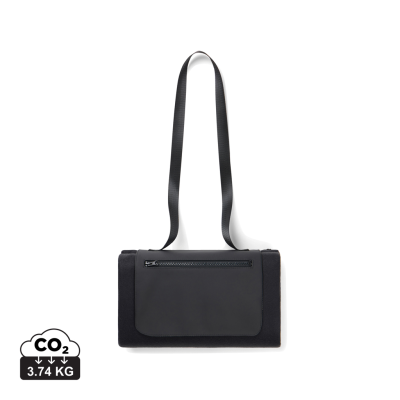 Picture of VINGA BALTIMORE RCS PICNIC BLANKET in Black