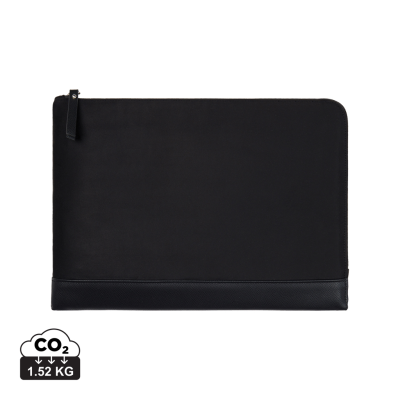 Picture of VINGA MARLOW RCS RECYCLED POLYESTER 16 INCH LAPTOP SLEEVE in Black