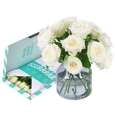 Picture of BLOOMPOST WHITE ROSES LETTERBOX GIFT SET