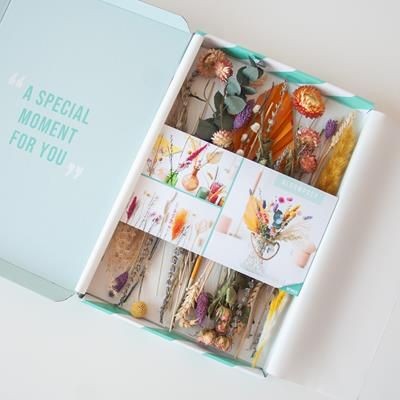 Picture of BLOOMPOST BLOOMPOSY PASTEL LETTERBOX GIFT SET