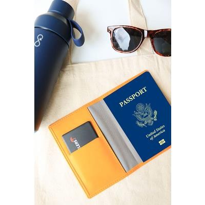 Picture of TILE SLIM FULL GRAIN LEATHER PASSPORT WALLET.