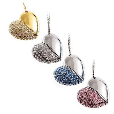 Picture of HEART SHAPE 4GB USB FLASH DRIVE