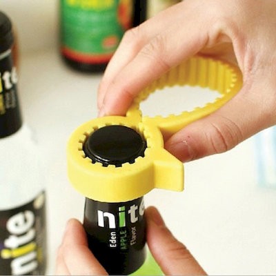 Picture of LITTLE CHICKEN SHAPE WINE BOTTLE OPENER