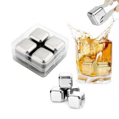 Picture of SET OF 4 WHISKEY ICE CUBES in Case