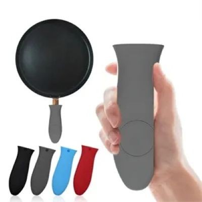 Picture of SILICON ANTI-SCALDING POT HANDLE COVER.