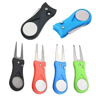 Picture of GOLF DIVOT REPAIR TOOL FOLDING STAINLESS STEEL METAL SWITCHBLADE.