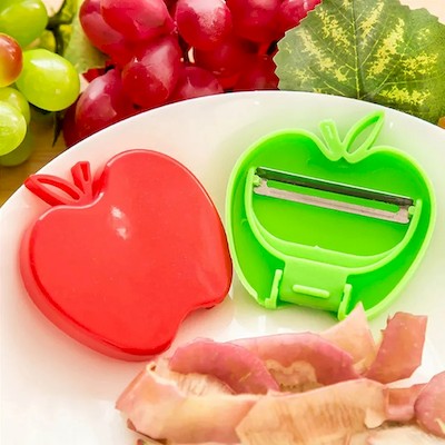 Picture of APPLE SHAPE FRUIT PEELER.