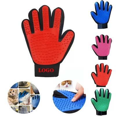 Picture of PET CLEANING AND HAIR REMOVAL GLOVES.