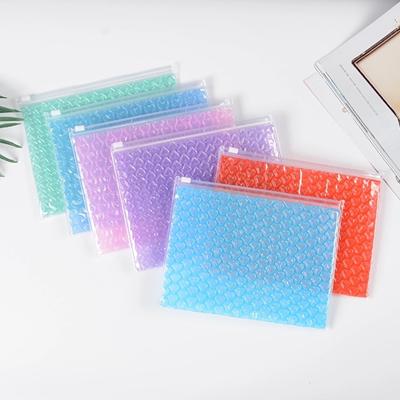 Picture of COLORFUL SEAL BUBBLE PADDED BAG