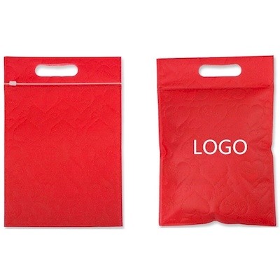 Picture of ZIPLOCK RESEALABLE & RECLOSABLE CLOTHING BAGS.