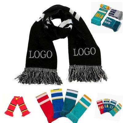 Picture of KNITTED JACQUARD STADIUM SCARF W & FRINGE.
