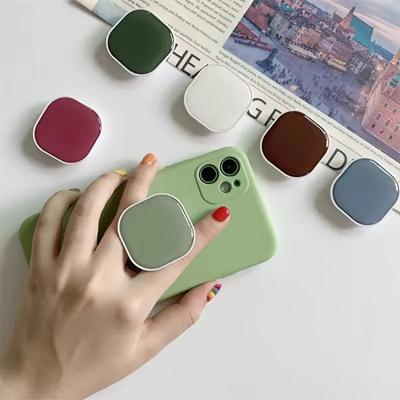 Picture of FOLDING SHRINK GRIP PHONE SOCKET HOLDER