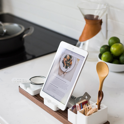 Kitchen & Table